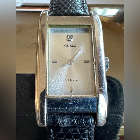 Guess rectangular tank watch Black lizard embossed strap with silver dial - Picture 2 of 5